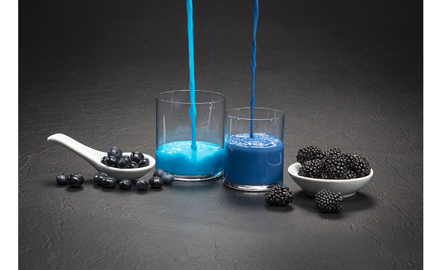 blueberry and blackberry drinks